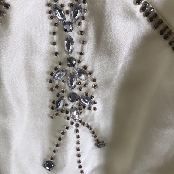 No tags No size cream satin like blouse - Picture 2 of 5